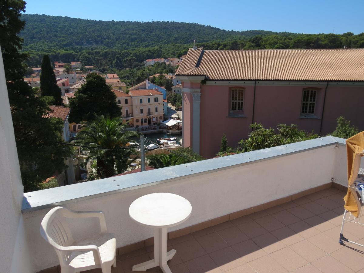 Hi Hostel Veli Lošinj Exterior foto