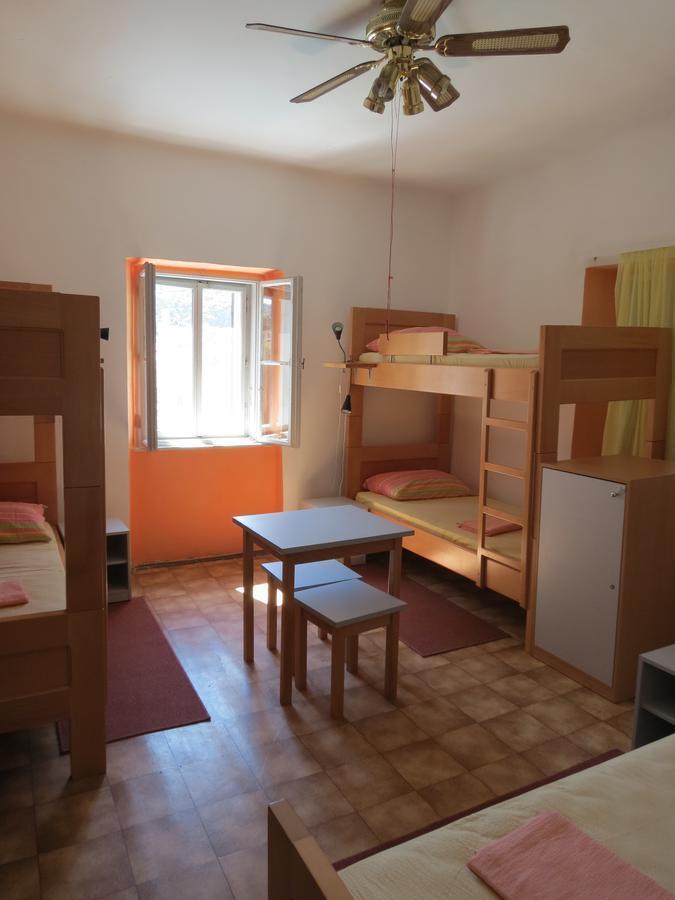 Hi Hostel Veli Lošinj Exterior foto